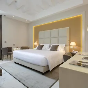 ***** Отель Aleph Hotel, Curio Collection By Hilton Италия