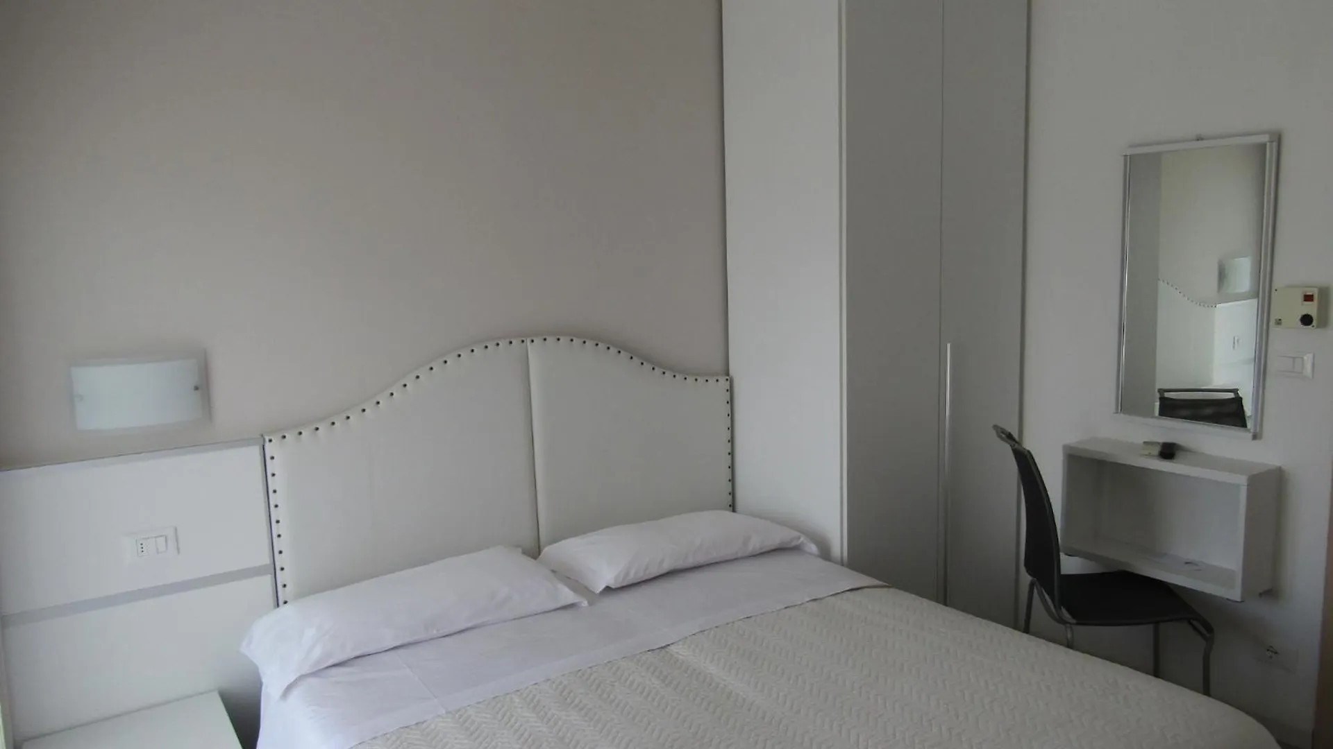 Hotel Atene Lido di Jesolo 3*,  Italia