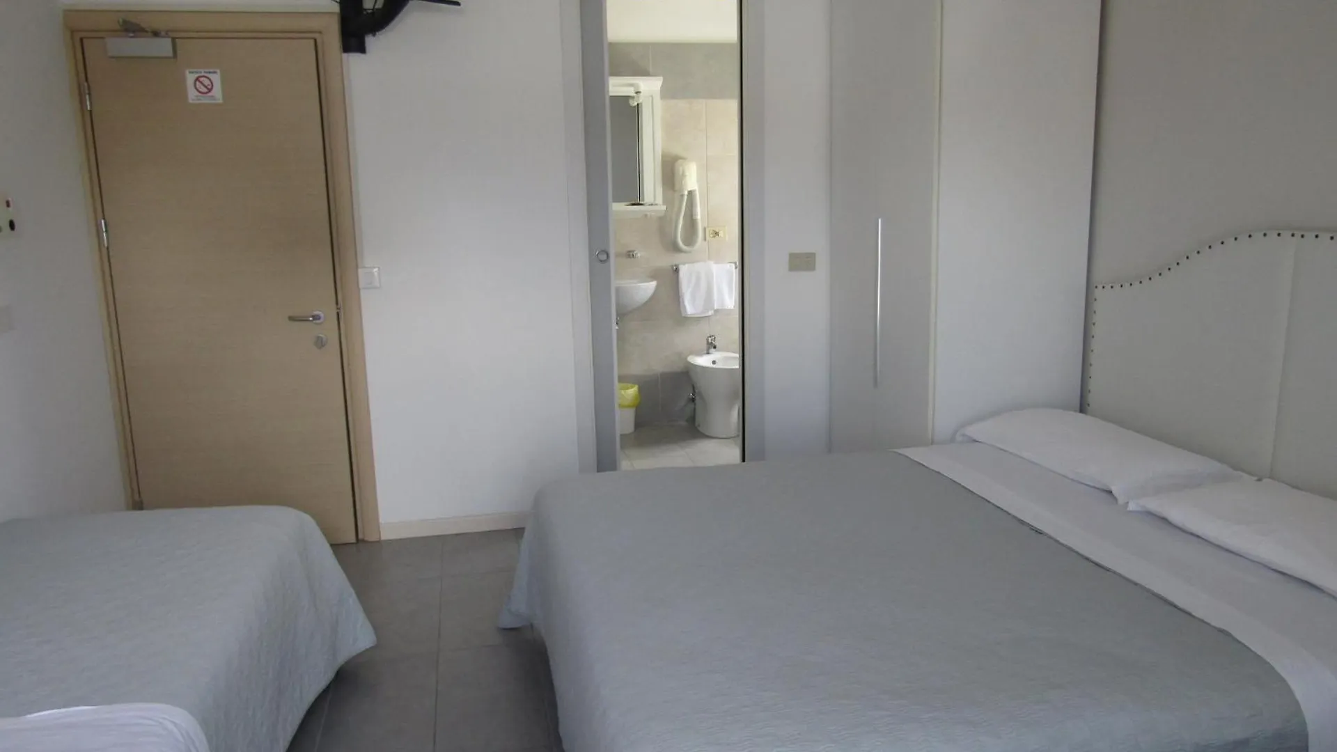 ***  Hotel Atene Lido di Jesolo Italy